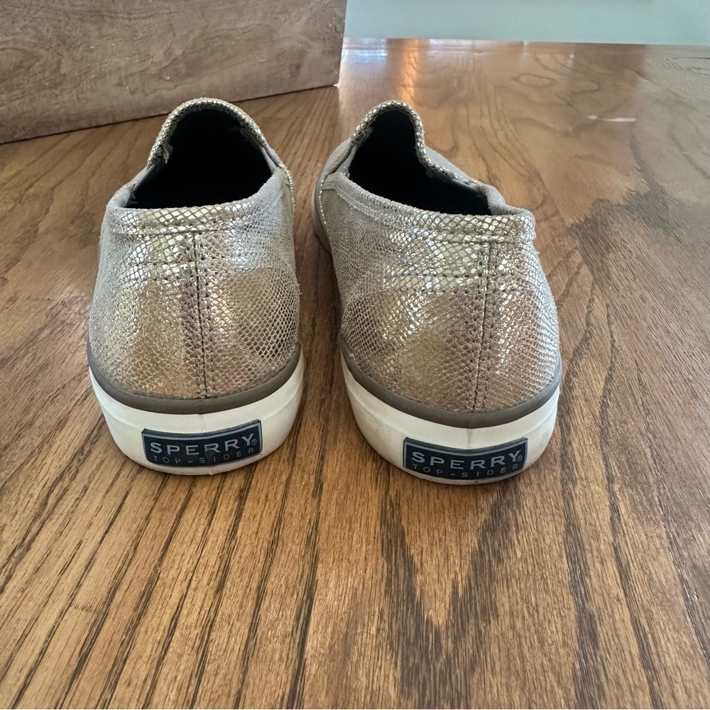 Sperry Seaside Embossed Slide On Sneaker Gold Metallic Shimmer Women’s Size 9.5 - Picture 7 of 10
